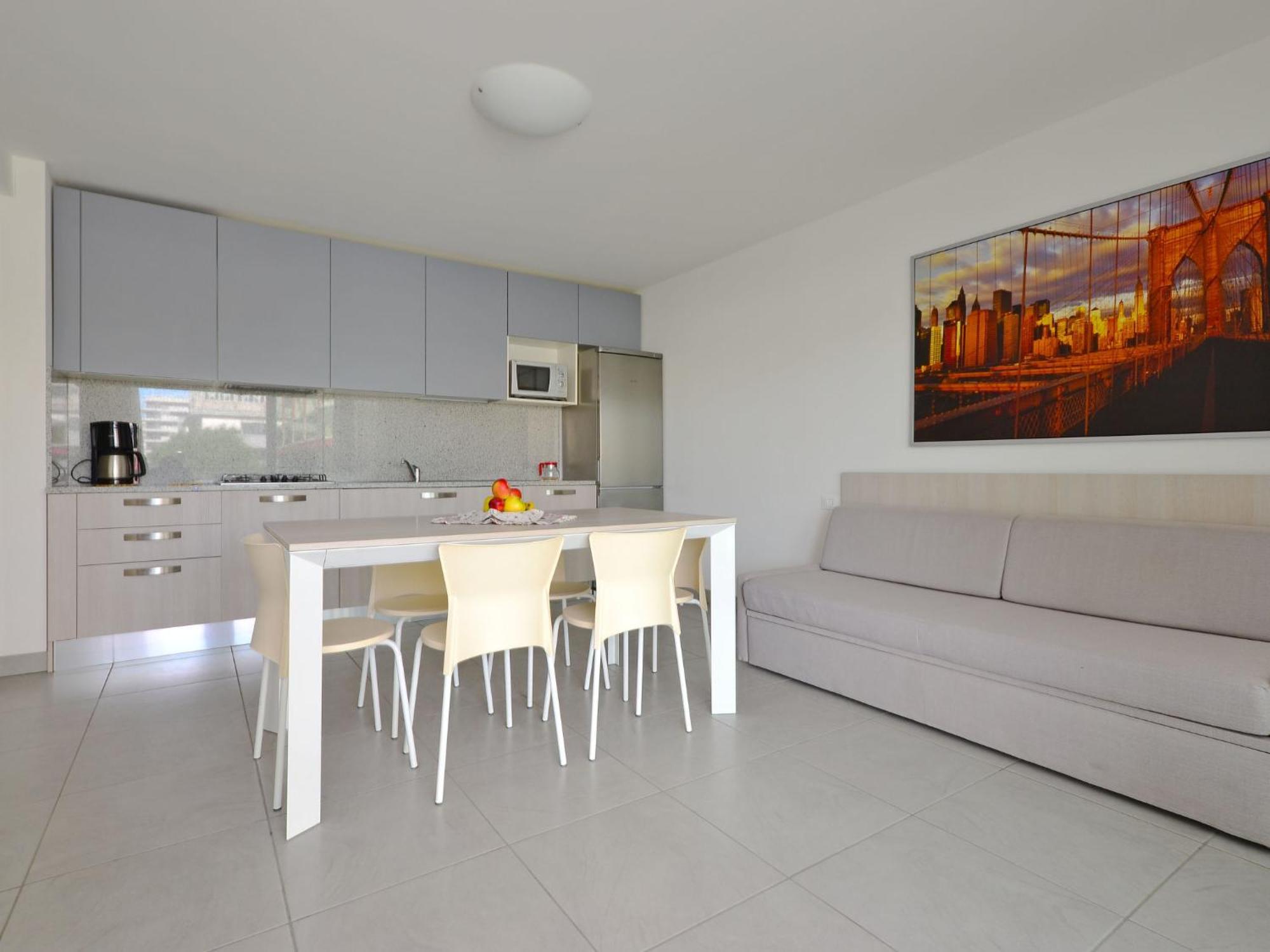 Appartamento Mare-4 By Interhome Lignano Sabbiadoro